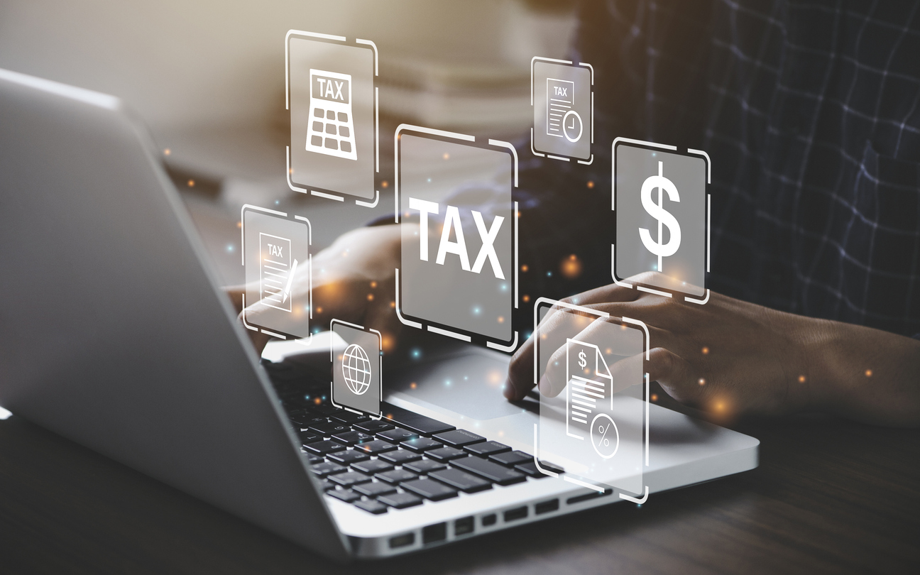 消費税の課税事業者とは？ 要件やインボイス対応を個人事業主向けに解説